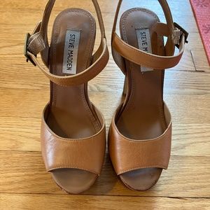 Steve Madden Dynoo Platform Heel